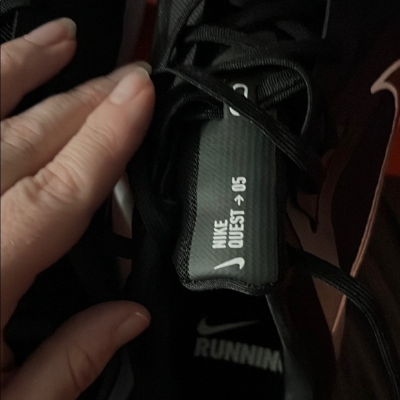 Nike Black and White Running Sneakers - Picture 4 of 6